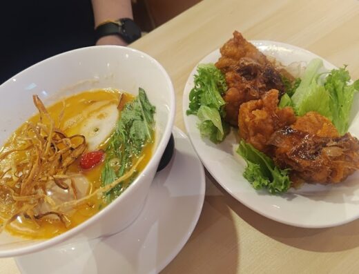 Chickadee Cafe（一粒の麦）Ramen ラーメン