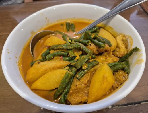 素素养 So So Young