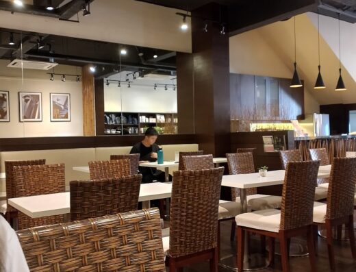 静思书轩 • 蒲種店 • Jing-Si Books & Cafe • Puchong