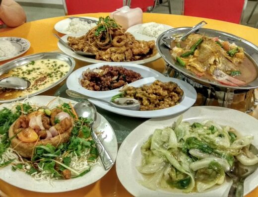 Full Moon Seafood Restaurant