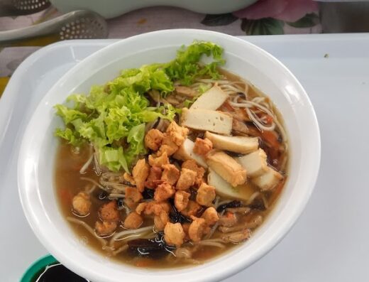 Full Moon Sen Vegetarian Food Court 福滿香素食美食中心