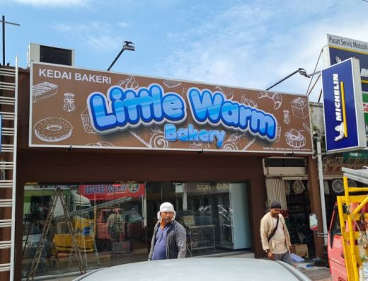 Little Warm Bakery