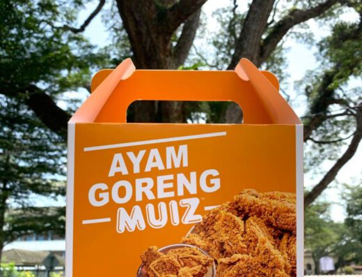 MUIZ HOT CHICKEN SETAPAK