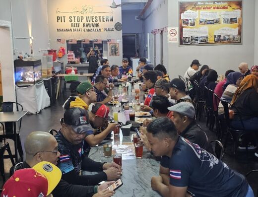 Pit Stop Western & Masakan Panas Rawang