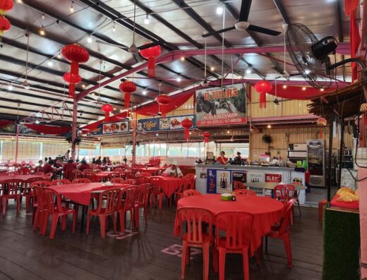Qun Hua Kuala Selangor Seafood Restaurant