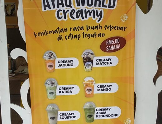 Ayaq World Mart & Cafe Bandar Botanic