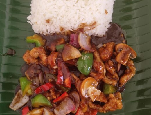 Kah Kakilang Kopitiam 自己人茶餐室