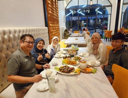 AROI THAI Kitchen (Puncak Alam)