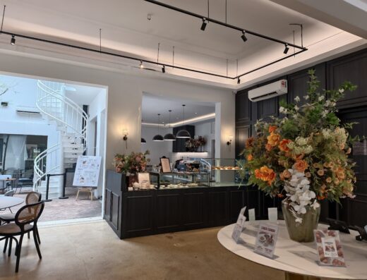 BLOSSOM A GLASSMANSION