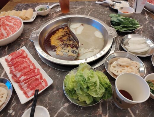 Da Long Yi Hotpot • Kota Damansara • 大龙燚火锅
