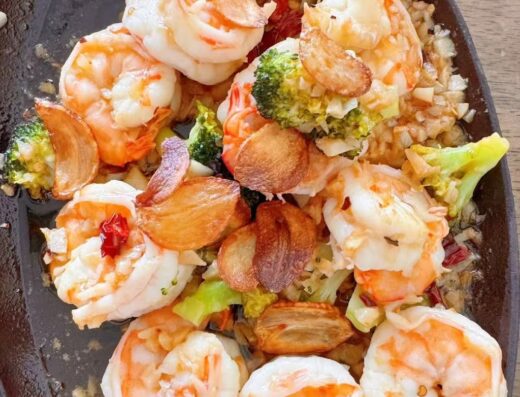 Dongdaemun Dakhanmari [Korean Restaurant One Chicken Pot] 동대문 닭한마리