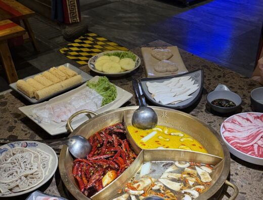 小龙坎老火锅 Xiao Long Kan Hot pot