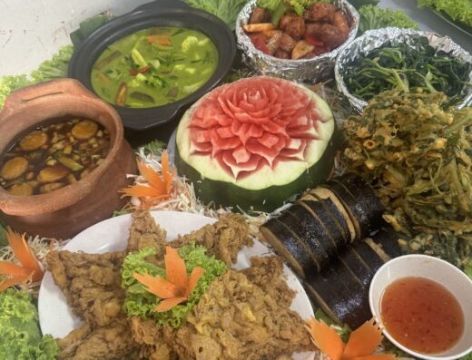 Kinnaree Thai Restaurant 泰国餐馆